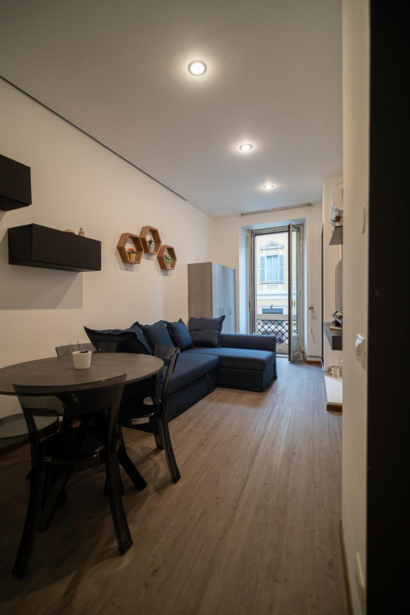 Corso Venezia View With Private Balcony - Corso Venezia Suite Милано Екстериор снимка
